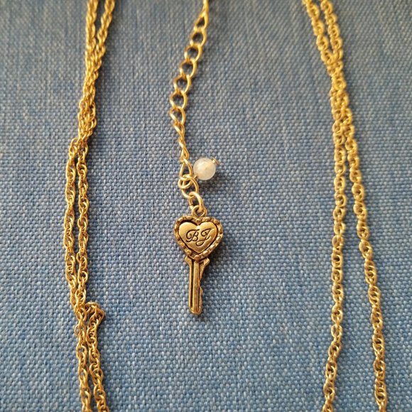 🎀🩵Betsey Johnson VINTAGE Blue Bow & Heart Double Necklace - EPC🩵🎀 - Picture 5 of 5